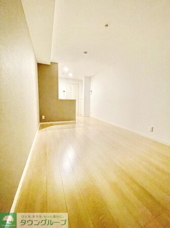 THREE ISLANDの物件内観写真